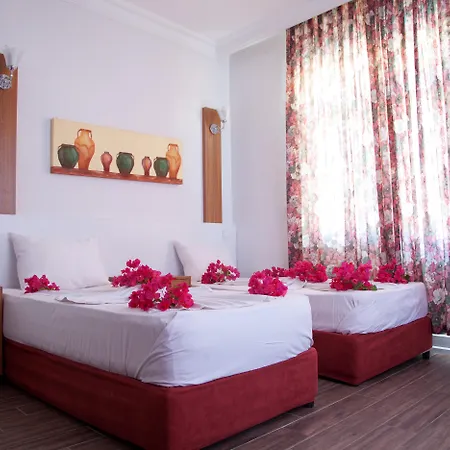 Otel Nergos 3*