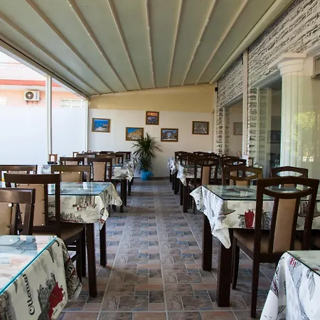 Nergos Otel 3*