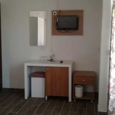 Nergos Otel 3*